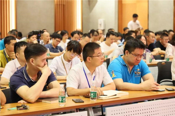 好色先生视频APP陶瓷集团管理层会议,董事长重要讲话!
